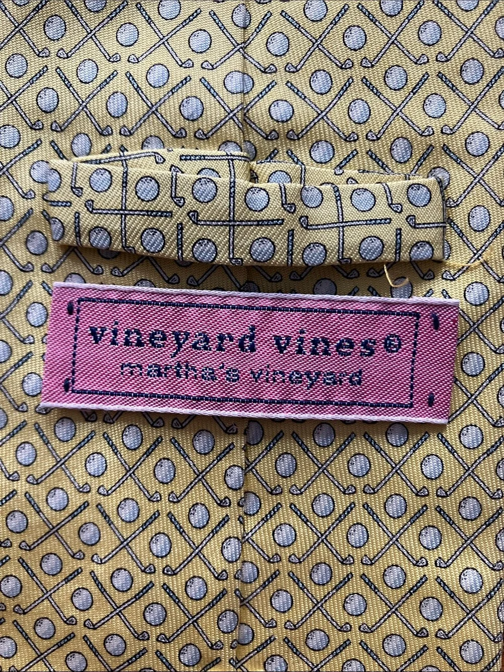 Vineyard Vines - Men’s Yellow Golf Clubs Silk Neck Tie